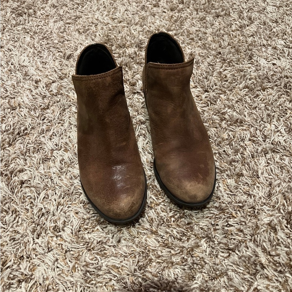 Sorel Lola Cut Out Ankle Bootie